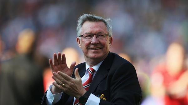 Dàn sao MU choáng váng nhận quyết định sốc của Sir Alex Ferguson khi đi chơi golf