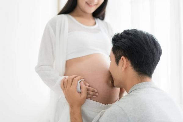 Mẹ bầu chảy máu sau khi làm “chuyện ấy”: Báo động đỏ về những bệnh lý nguy hiểm
