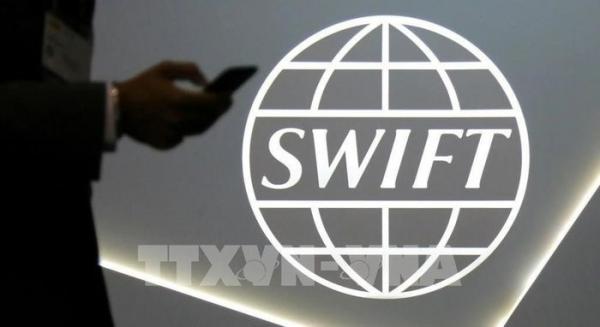 EU đề cập điều kiện khôi phục kết nối ngân hàng Nga trở lại hệ thống thanh toán SWIFT