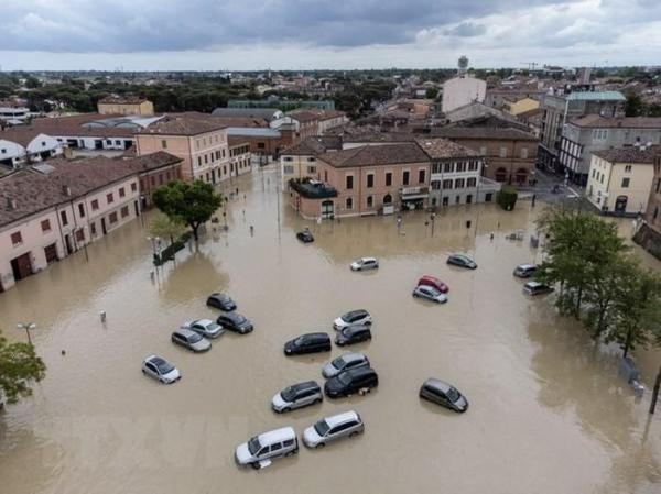 Italy: Một tuần sau lũ lụt, hơn 23.00 người vẫn chưa thể trở về nhà