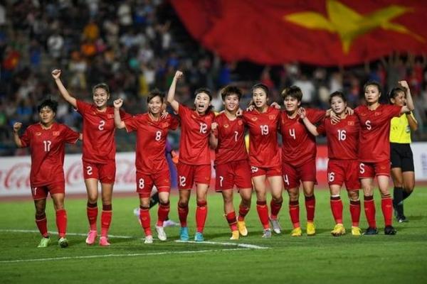 Đội tuyển nữ Việt Nam chia thưởng gần 7 tỷ đồng như thế nào?