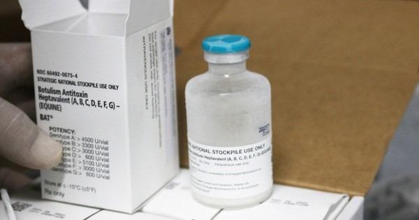 WHO khẩn cấp điều 6 lọ thuốc hiếm từ Thuỵ Sĩ về Việt Nam cứu 3 bệnh nhân ngộ độc