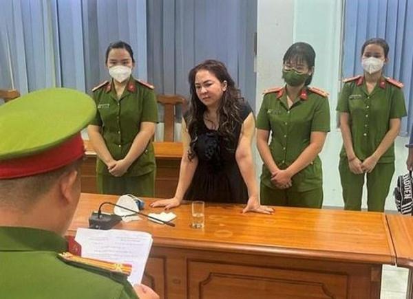 Trả hồ sơ vụ án bà Phương Hằng để làm rõ vai trò của ông Huỳnh Uy Dũng