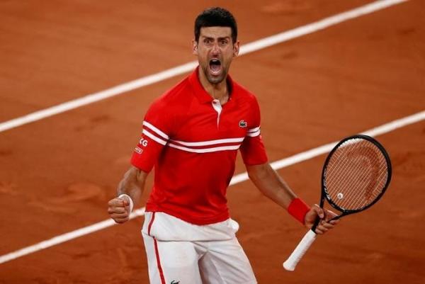 Djokovic bị la ó trong chiến thắng ở vòng 3 Roland Garros