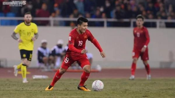 Lý do Công Phượng, Quang Hải “không xứng đáng” nhưng vẫn lên đội tuyển Việt Nam