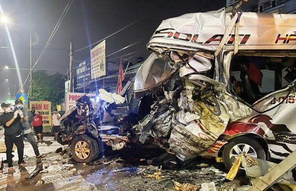 Thủ tướng giao Bộ Công an khẩn trương điều tra, làm rõ nguyên nhân vụ tai nạn đặc biệt nghiêm trọng tại Đồng Nai