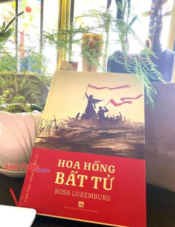 Hoa hồng bất tử - Rosa Luxemburg