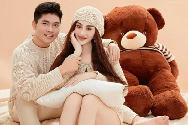 Hậu căng da mặt, Lâm Khánh Chi liên tục xuất hiện bên người tình “tin đồn”: Nhan sắc thăng hạng có khác!