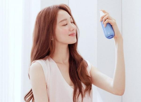 Cẩm nang dùng xịt khoáng đúng cách giúp da ẩm mịn những ngày hanh khô