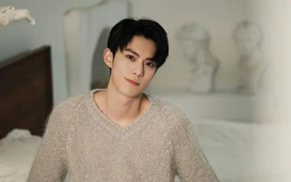 Vượt mặt Vương Nhất Bác, Vương Hạc Đệ được công nhận là tiểu sinh đứng đầu lứa 95