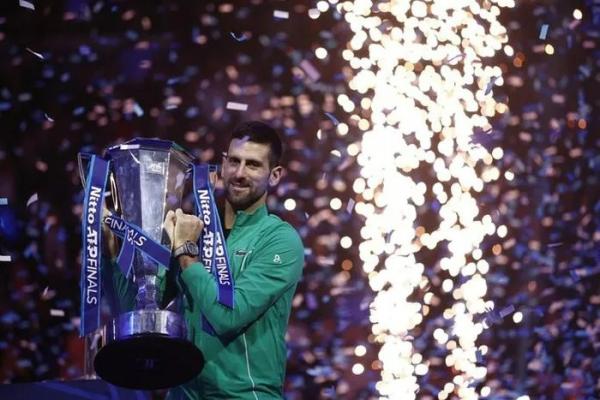 Djokovic và 8 cái nhất làm nên tay vợt “vô tiền khoáng hậu”