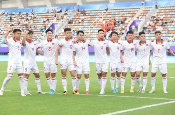 Thế hệ “mầm” của ĐT Việt Nam “kịp lớn” cho cuộc đấu trên sân World Cup?
