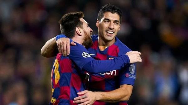 Trò đùa “ông béo” của Messi với Suarez khởi đầu một kỷ nguyên