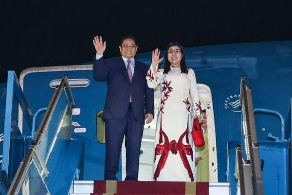 Thủ tướng Phạm Minh Chính và Phu nhân lên đường công du châu Âu