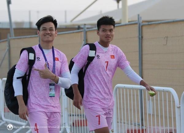 Đội tuyển Việt Nam thay đội hình đấu Indonesia: Quang Hải, Văn Toàn có thể tái xuất