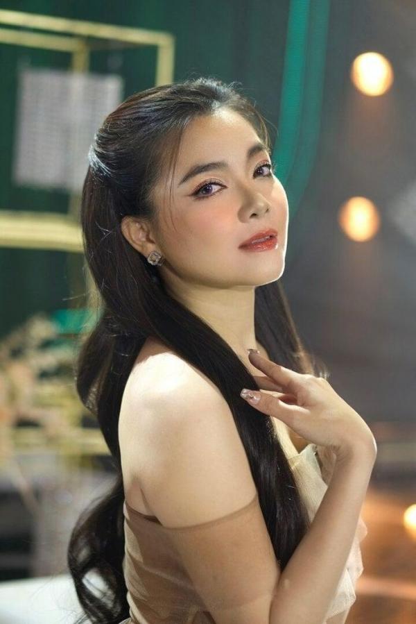 Ca sĩ Thanh Ngọc: Không thể bán nhà, bán xe để tham gia “cuộc chơi âm nhạc”
