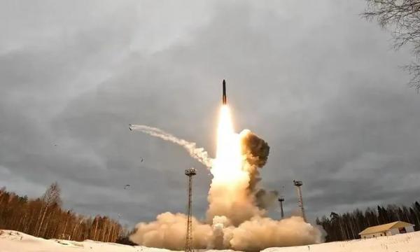 Nga thông báo với Mỹ về việc huấn luyện phóng tên lửa Yars