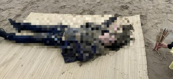Đi thể dục, phát hiện th‌i th‌ể nữ giới trôi dạt vào bờ biển