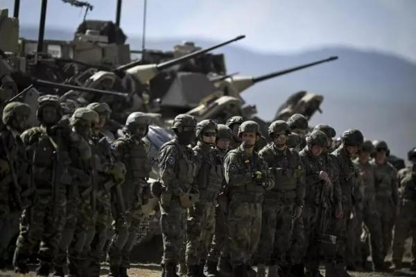NATO gấp rút chuẩn bị khi mối nguy “đã ở trước cửa nhà”