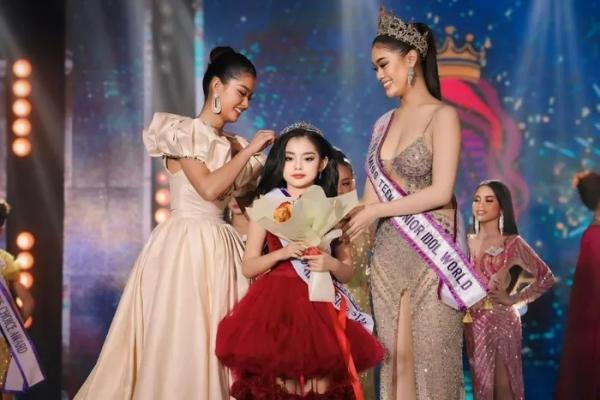 Nguyễn Trần Bảo Linh rạng rỡ đăng quang Á hậu Mini Miss Junior Idol World 2024 tại Thái Lan
