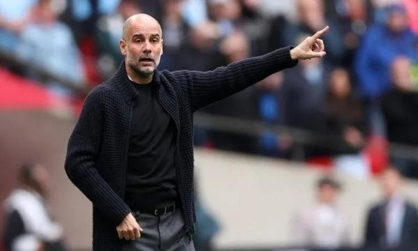 Dù thắng Chelsea, Pep Guardiola nói lời bực bội nhắm vào FA