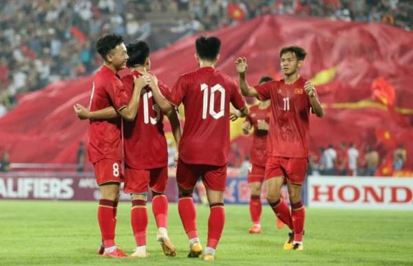 VCK U23 châu Á 2024: U23 Việt Nam muốn trường thành cần vượt nhiều thử thách