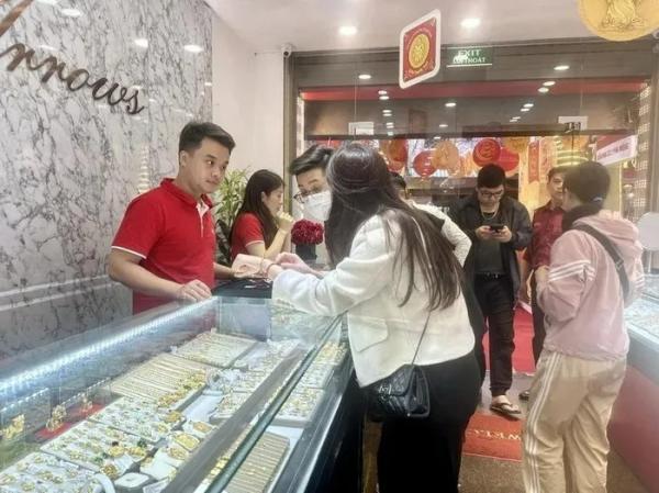Bật tăng phiên đầu tuần, giá vàng SJC lên mốc 86 triệu đồng mỗi lượng
