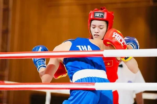 Tuyển thủ boxing Nguyễn Thị Tâm dự bị ở vòng loại Olympic 2024