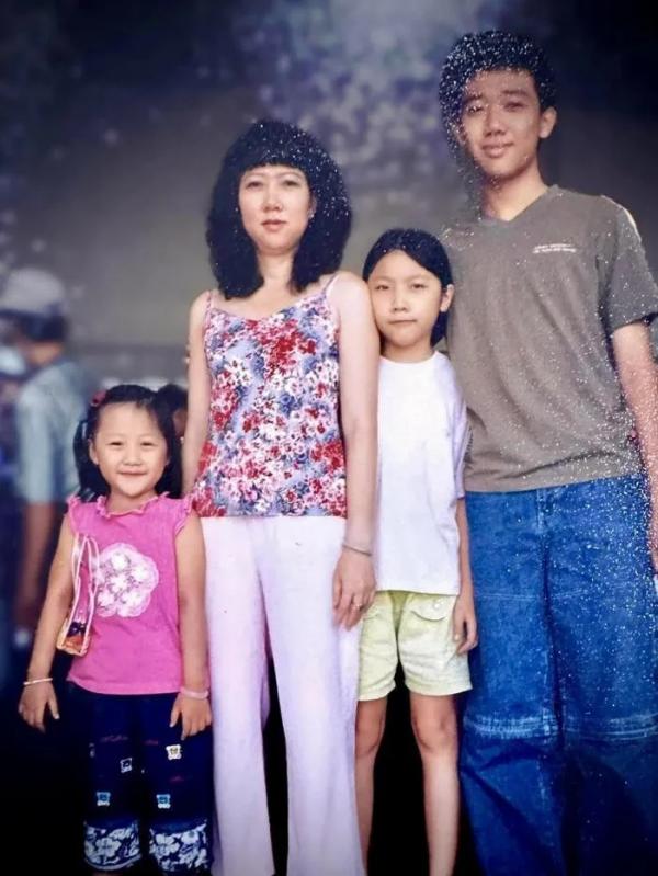 Trấn Thành khoe ảnh dậy thì, dân tình bất ngờ ồ ạt nhắc đến Trường Giang vì 1 chi tiết khó đỡ