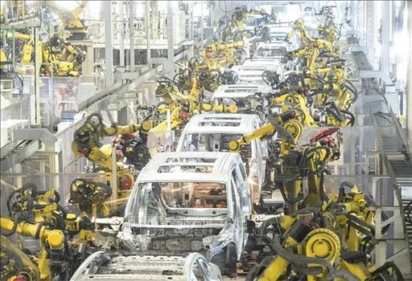 Làn sóng áp thuế cao với hàng Trung Quốc có tác động ra sao tới kinh tế Mỹ?