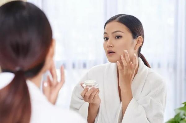 Thành phần mỹ phẩm nào giảm nếp nhăn hiệu quả?