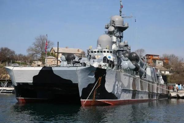 Nga đang dần mất quyền kiểm soát Crimea?