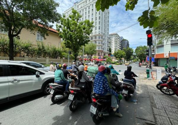 “Bỏ đếm giây trên đèn giao thông sẽ nâng cao ý thức người đi đường”