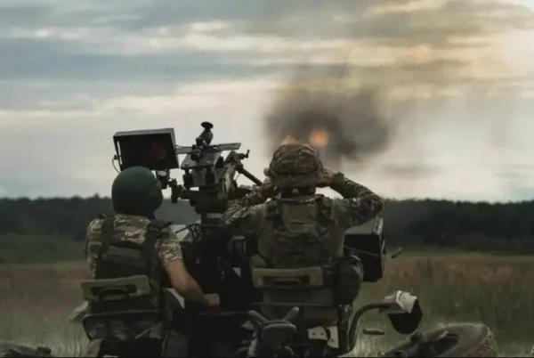 Quân Nga cắt đứt đường rút lui của Ukraine gần Volchansk