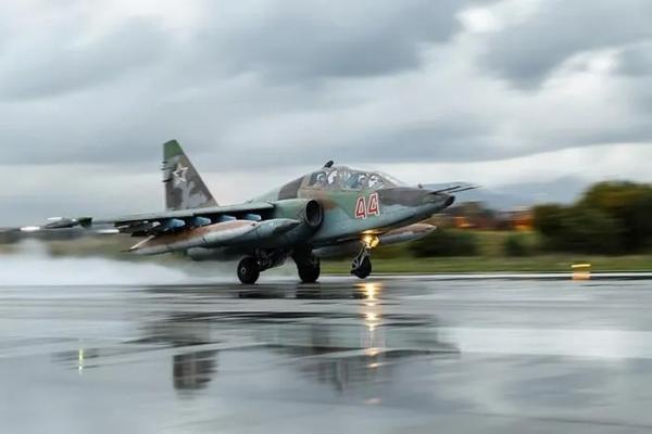 Su-25 Nga bị bắn hạ, Mỹ nói khả năng mở rộng phạm vi tấn công cho Ukraine