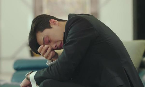 Sắp ly hôn, tôi e ấp bên chồng cũ lần cuối, không ngờ sáng sớm tỉnh dậy, tôi gào khóc khi biết anh đã làm điều này với mình
