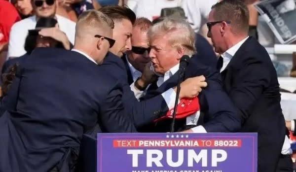 FBI chuẩn bị lấy lời khai ông Trump vụ ám sát hụt