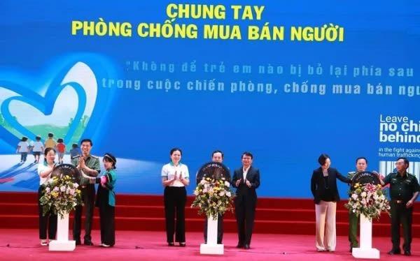 Phó Thủ tướng Trần Lưu Quang: Tập trung 5 nhiệm vụ trọng tâm phòng chống mua bán người