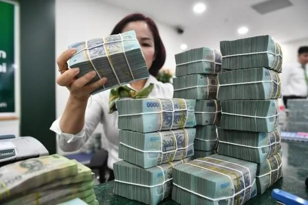 Thủ tướng: Thu ngân sách nhà nước năm 2024 phải vượt trên 10%, tiết kiệm thêm 10% nữa