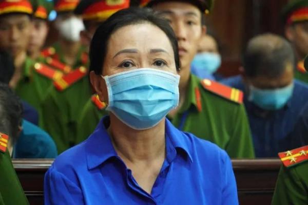 Vụ án Trương Mỹ Lan giai đoạn 2: Đại diện VKS bắt đầu công bố hơn 60 trang cáo trạng