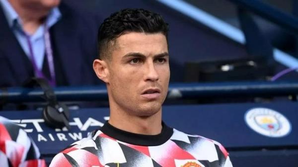Hé lộ lý do thật sự MU ký hợp đồng với Ronaldo