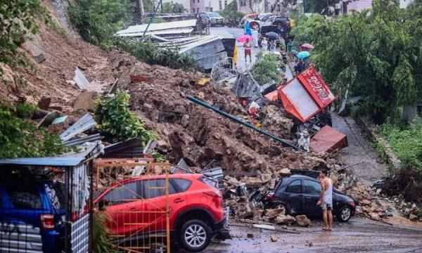Bão lớn trút lượng mưa gần 1 mét xuống bang miền nam Mexico