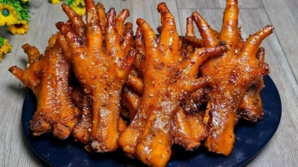 Cách làm cổ gà và chân gà nướng cay thơm ngon khó cưỡng cho cả nhà thưởng thức