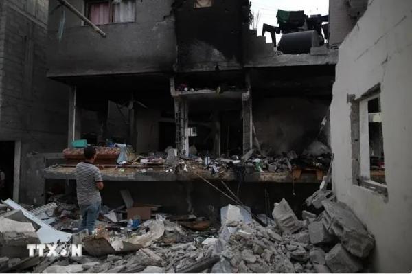Israel ném bom miền Bắc Gaza khiến ít nhất 73 người thiệt mạng
