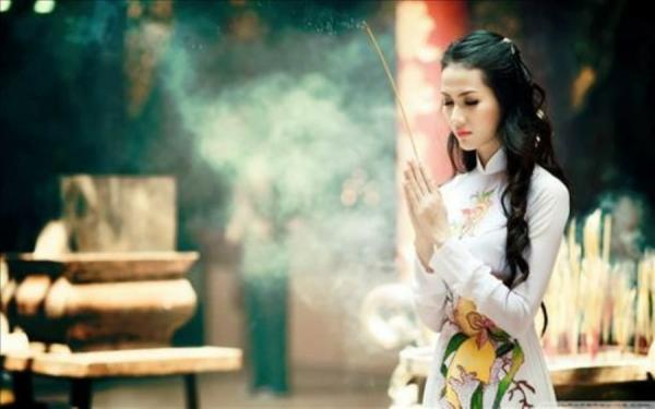 Biết 7 nguyên tắc bái Phật mới nên đi lễ chùa