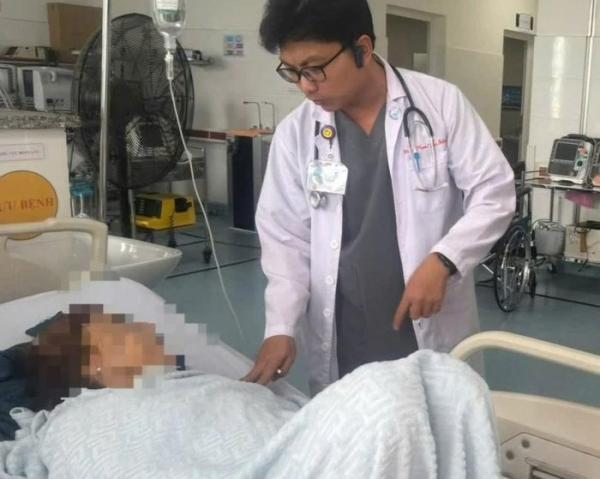 Số ca nghi ngộ độc thực phẩm sau ăn bánh mì ở Vũng Tàu đã gần 300