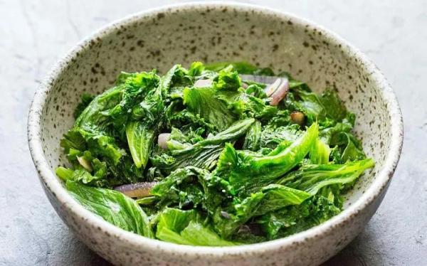Loại rau có vị cay nồng được ví như “nữ hoàng vitamin K”, tốt cho tim mạch và huyết áp