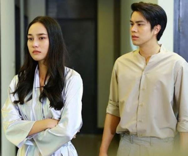 Bạn trai mang cuốn sổ đỏ cầu hôn tôi, vậy mà sau khi cưới chúng tôi vẫn phải ở trọ