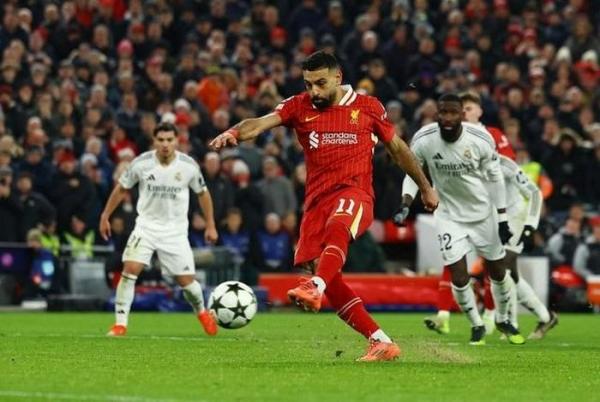 Salah có thể vượt Ronaldo về phí chuyển nhượng kỷ lục