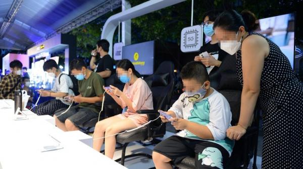 Để bảo vệ trẻ em khi chơi game online: Giới hạn giờ chơi, nội dung lành mạnh đã đủ chưa?